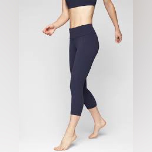 Athleta Salutation Navy Blue High Rise Crop Capri Blue medium - Picture 4 of 13